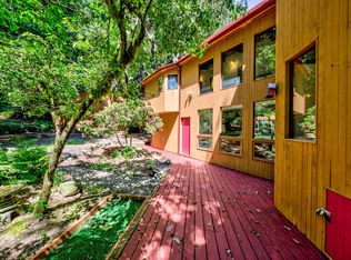 7019 NE Twin Ponds Rd, Bainbridge Island, WA 98110