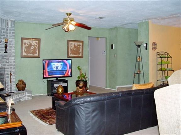 5th image of 7922 Lawn Wood Ln