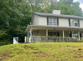 9 Rocking Porch Rd, Asheville, NC 28805