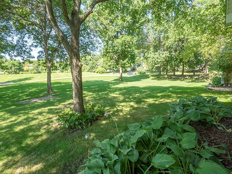 4545 Orchid Cir — Photo 22