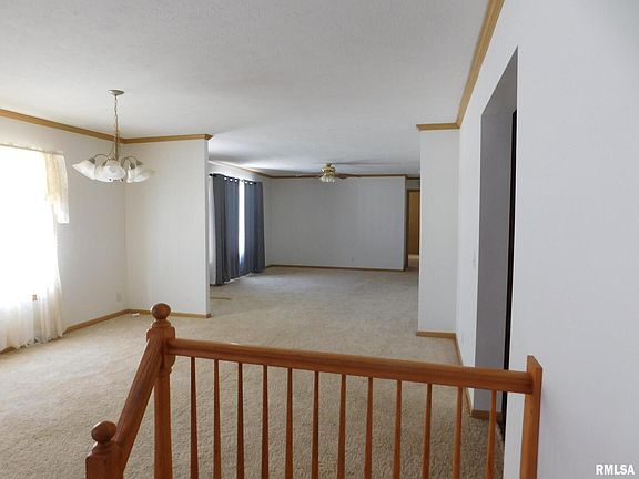 4th image of 1335 S College St
