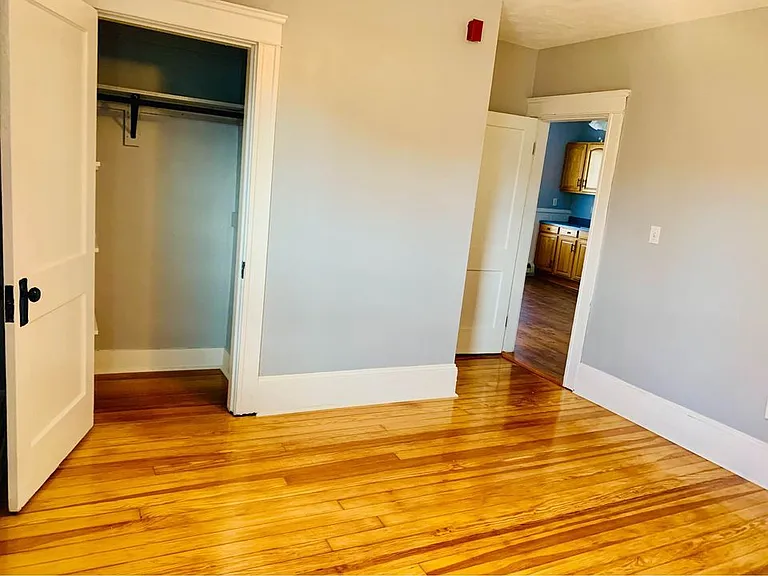 505 Grove St — Photo 14