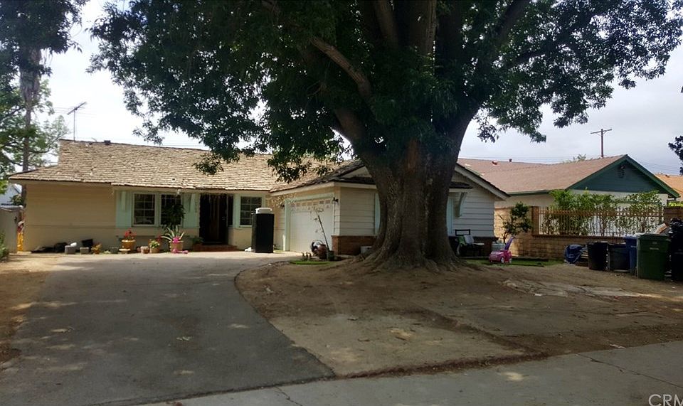 1st image of 7709 Variel Ave