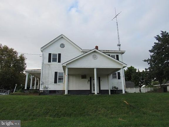 4th image of 564 Chestnut Ave