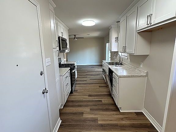 New Kitchen Cabinets