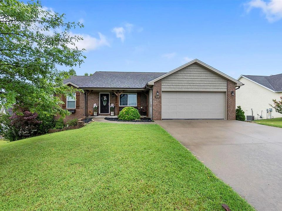 1st image of 600 Pleasant Lake Dr