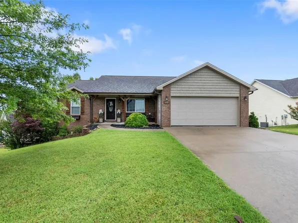 600 Pleasant Lake Dr, Jackson, MO 63755