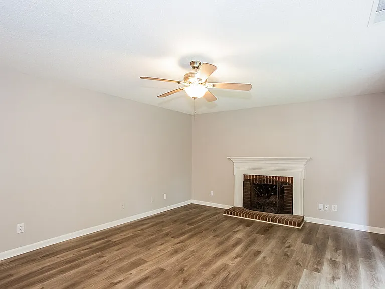 6707 Sweetfield Dr — Photo 5
