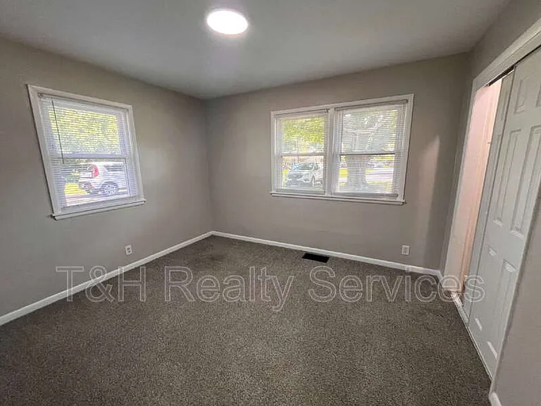 1607 Costello Dr — Photo 12