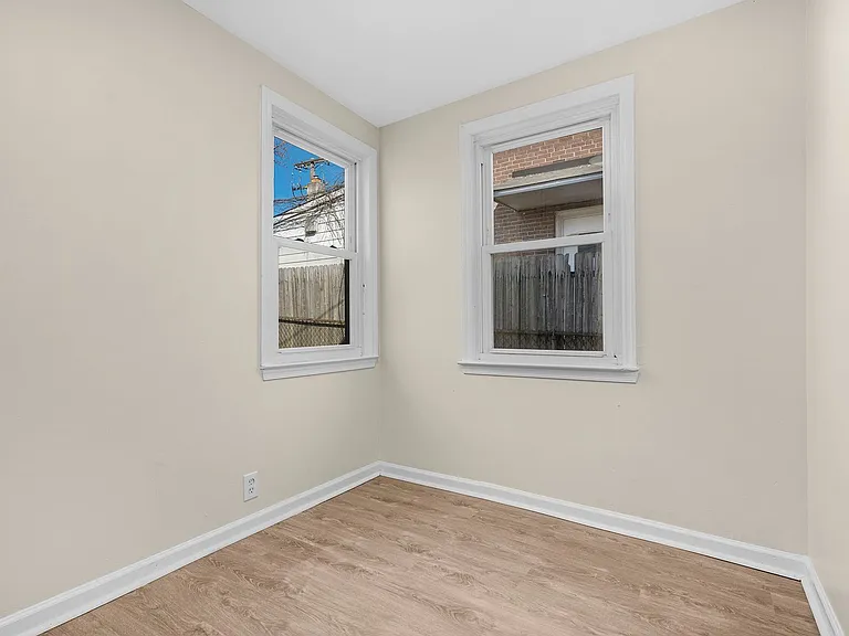 1722 Yakona Rd — Photo 12