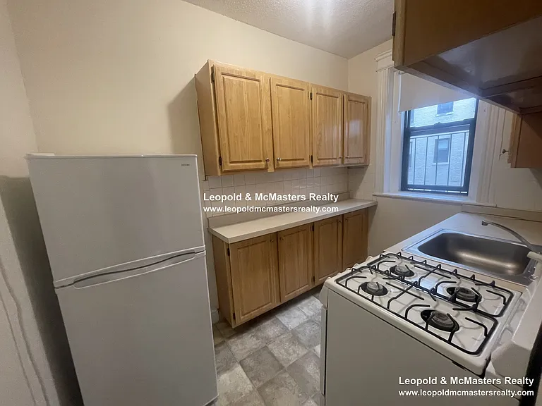 1124 Commonwealth Ave — Photo 90