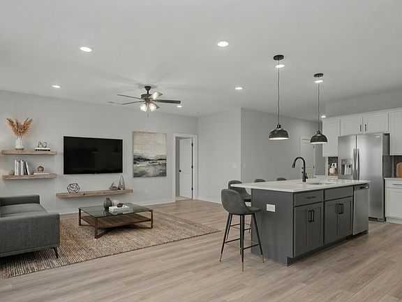 7th image of this home