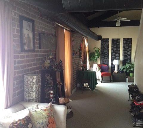 3rd image of 2401 E Franklin St APT 406
