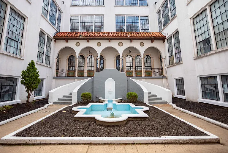 Seville Lofts — Photo 1