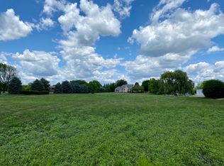 25640 W Plantation Rd, Plainfield, IL 60586