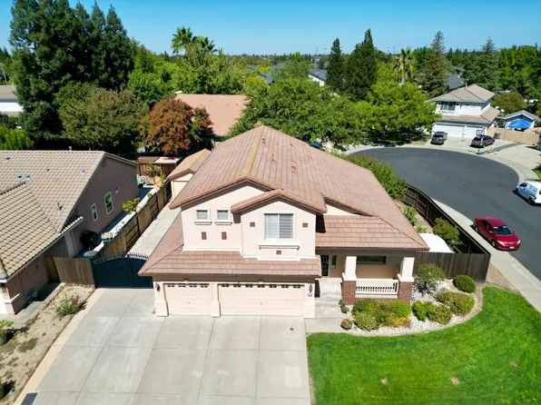 1559 Faulkner Dr, Roseville, CA 95747