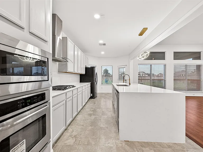 22303 Naple Hollow Ln — Photo 19