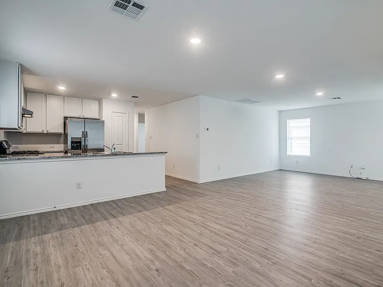 2406 Double Oak Dr — Photo 10