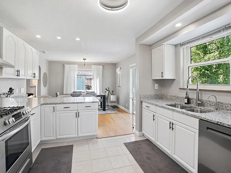 4157 Paxton Woods Ln — Photo 20