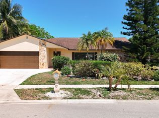 5701 Autumn Ridge Rd, Lake Worth, FL 33463
