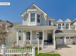 8 Pond Xing #4, Southampton, NY 11968