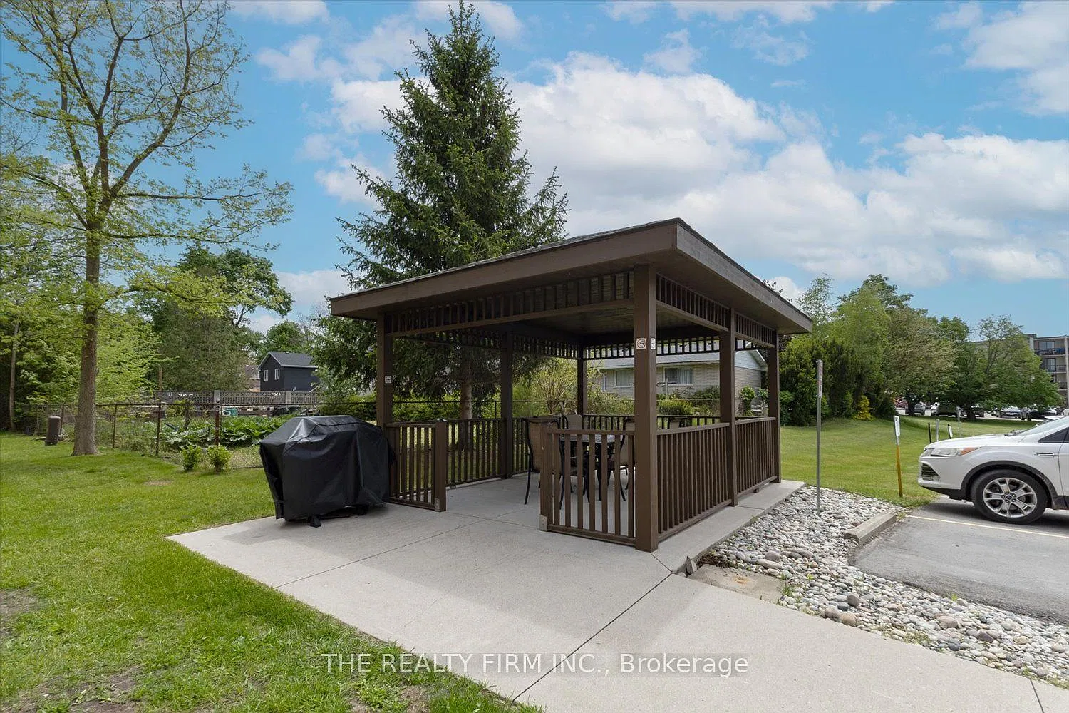 2 bed, $1,549 — Photo 4