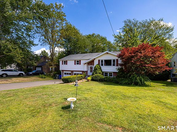 4th image of 136 Charter Road