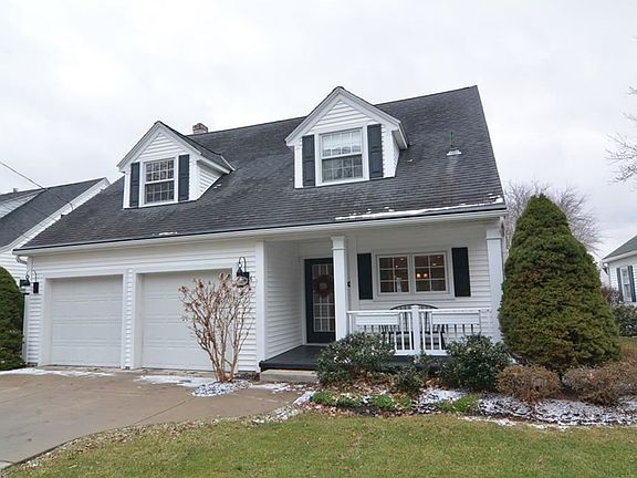 2nd image of 5061 Portage Dr
