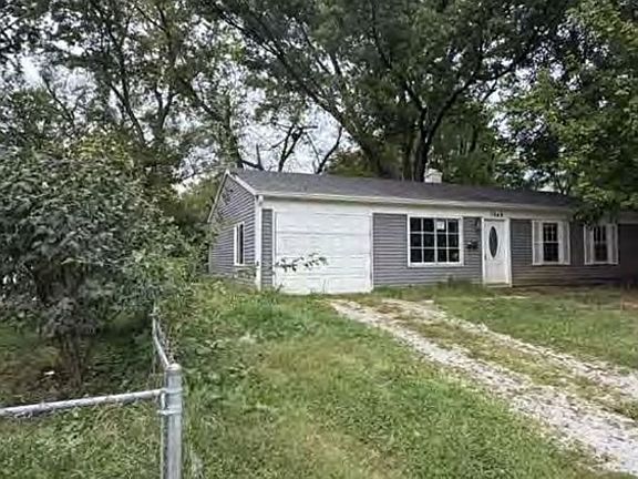 2nd image of 3648 Lowry Rd
