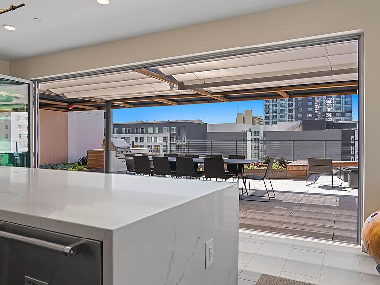 Residences at Lake Merritt — Photo 6