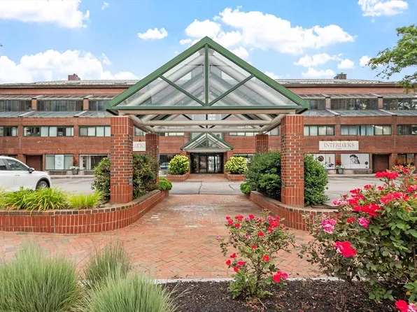 58 Merrimac St APT 3-4, Newburyport, MA 01950