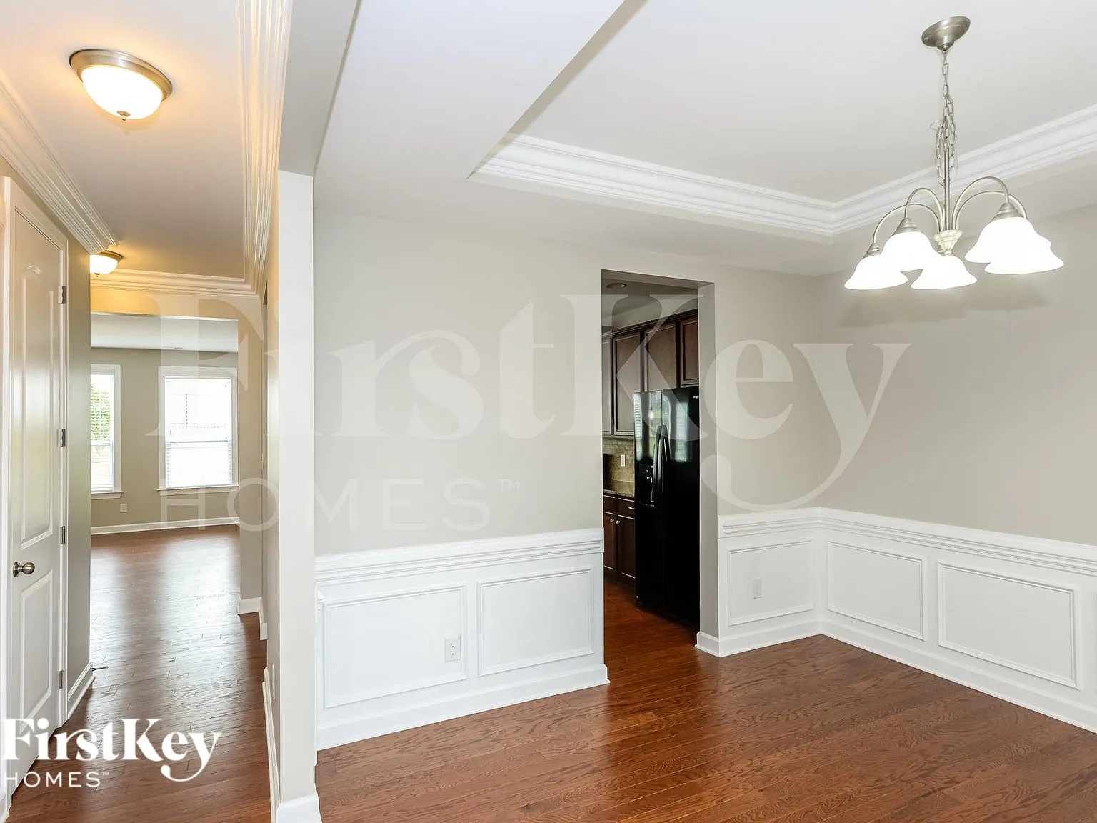 4 bed, 3.0 bath, 2737 sqft, $2,860 — Photo 4