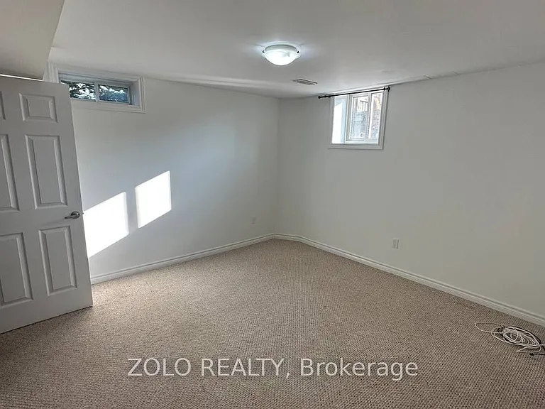 68 Milligan St E — Photo 5