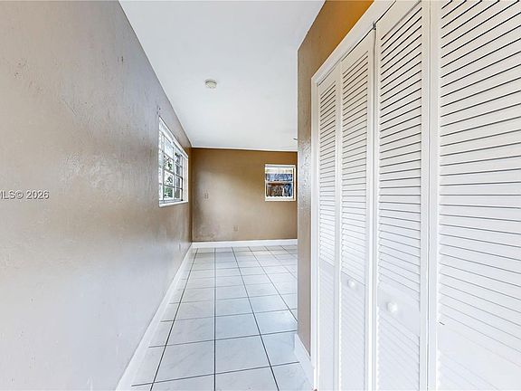 3rd image of 2760 NW 58th St