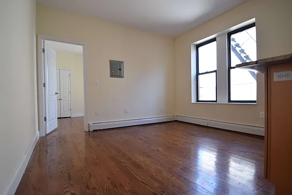 Rented by Compass | media 12