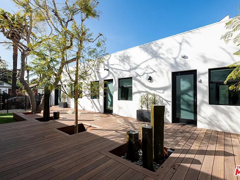 1325 Cabrillo Ave #11 — Photo 16