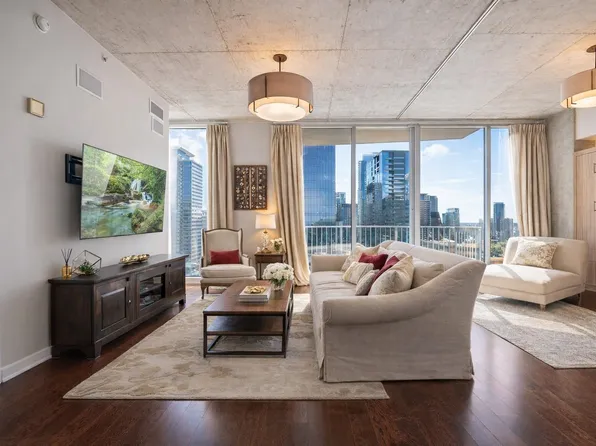 360 Nueces St APT 2509, Austin, TX 78701