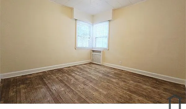 3 bed, 1350 sqft, $1,350 — Photo 4