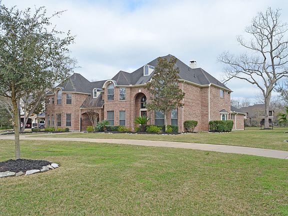 3rd image of 11 Bees Creek Knl