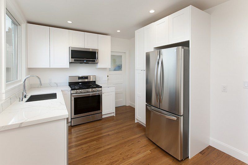 1st image of 1366 5th Ave APT 1