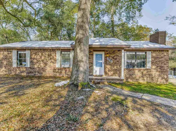 820 Brook Meadow Ln, Pensacola, FL 32514