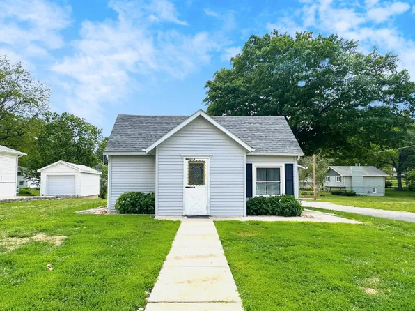 300 E Nishna Rd, Shenandoah, IA 51601