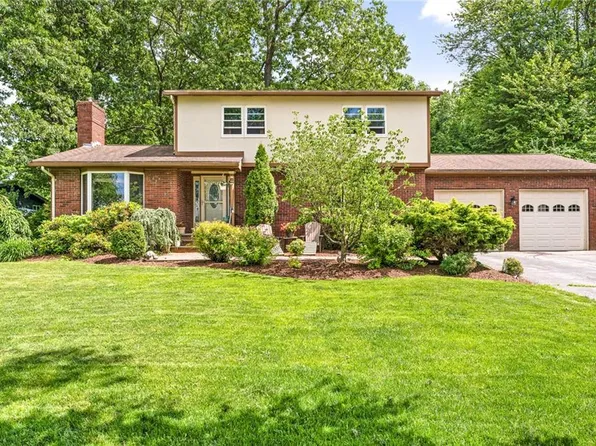 244 Elena St, Cranston, RI 02920