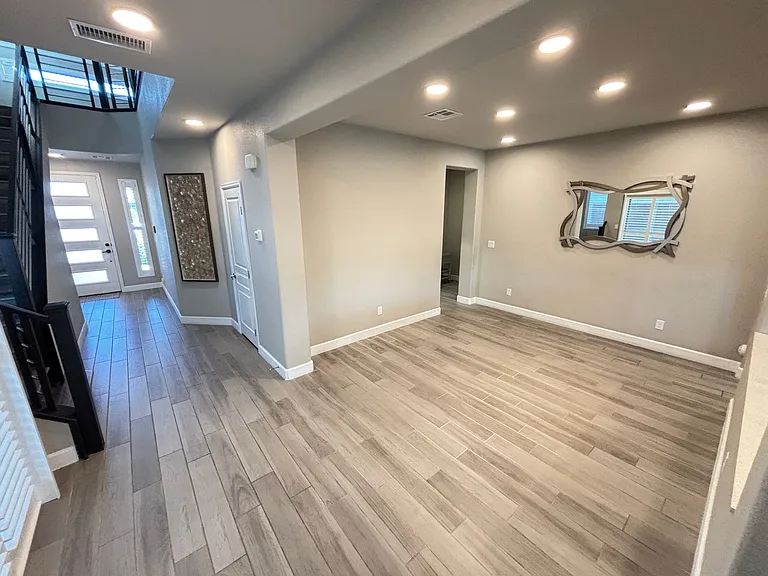 11194 Formosa Springs Ct — Photo 3
