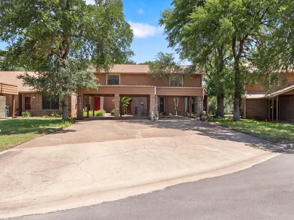 2837 Oakside Dr, Bryan, TX 77802