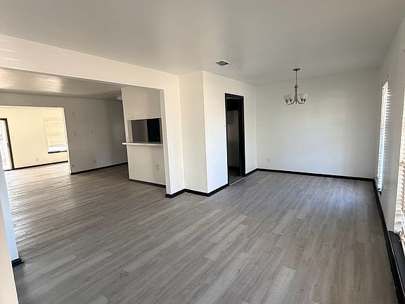 5th image of 4126 Monaco Dr