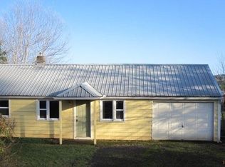 1970 SW Fairview Ave, Dallas, OR 97338