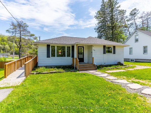 86 Water St, Minden Hills, ON K0M 2K0