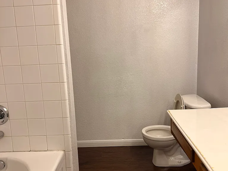 1017 Alexandria Dr — Photo 20