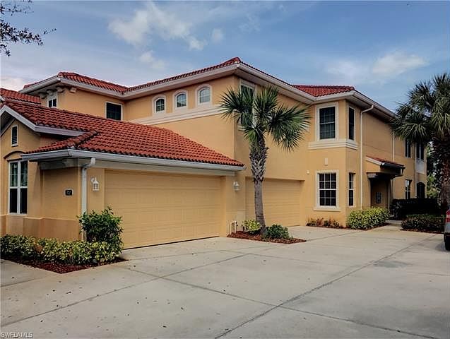 1st image of 10513 Sevilla Dr APT 102